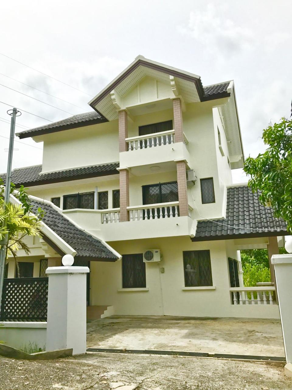Taman Mawar Hotel Bandar Seri Begawan Exterior foto